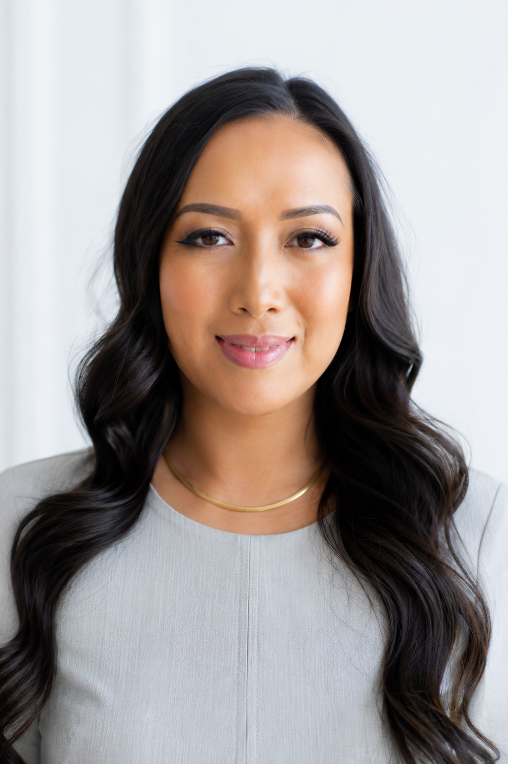 Poupe Vongkhamchanh, mortgage professional serving Winnipeg and Manitoba